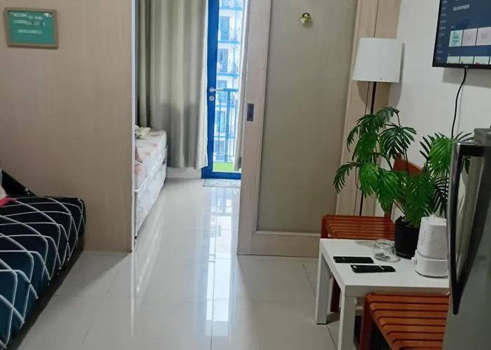 Sea Staycation Near Smx